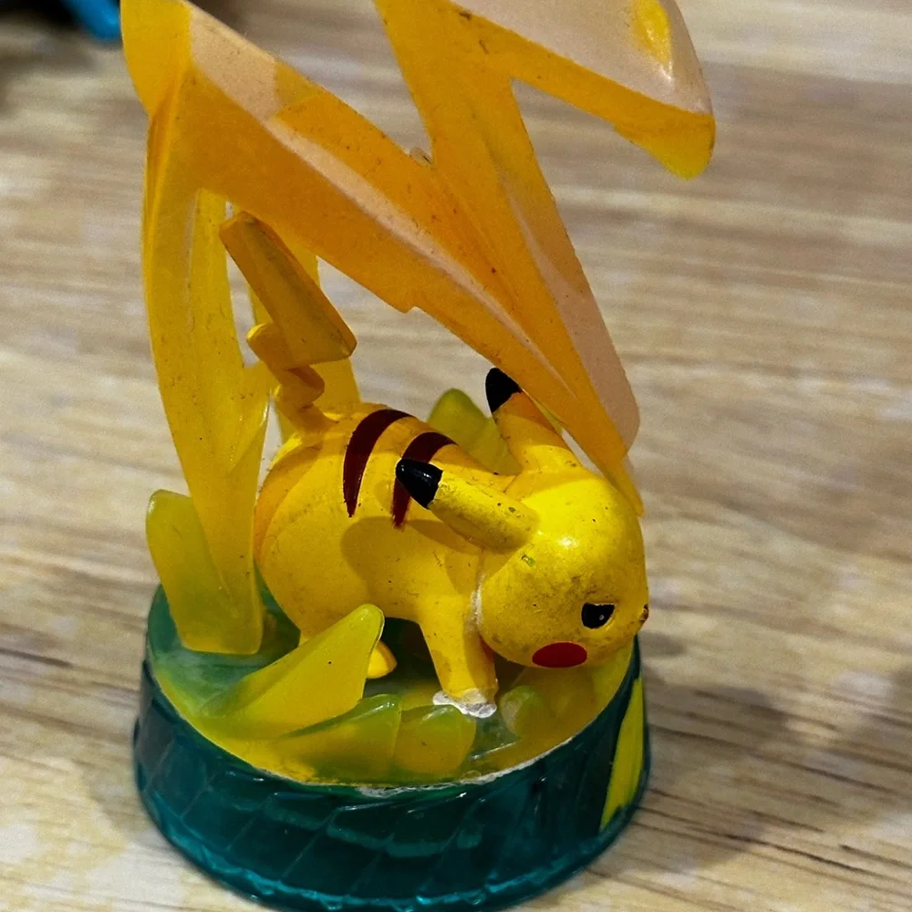 Pokemon Pikachu Battle Trainer Figure Thinkchip Technology 2005
